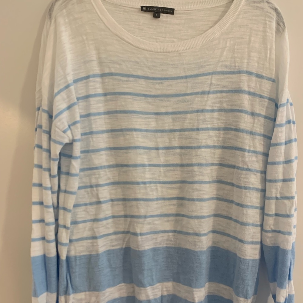 Lightweight sweater